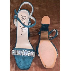So ME ~  NEW NEVER USED. blue suede 4inch heel